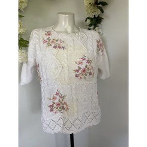 Vintage Yarnworks White Sweater Embroidered Pearl Flowers Crochet Details Medium